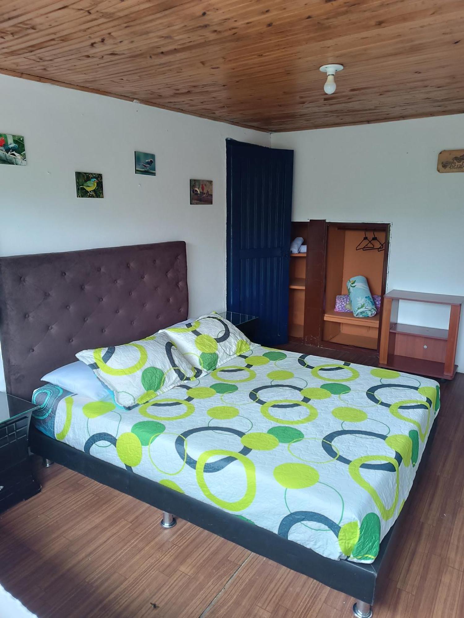 El Zorzal Hotel